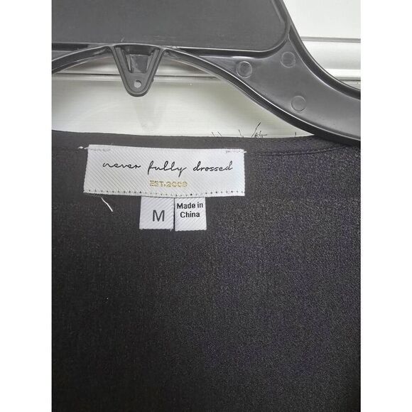 Women's Never Fully Dressed Black Vienna Satin Wrap Dress Size Medium Long Sleev - Picture 2 of 10